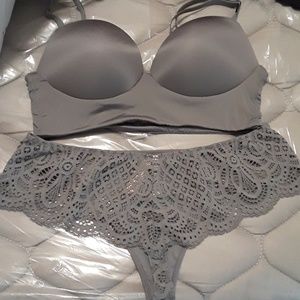 Victoria's secret bra and panties set